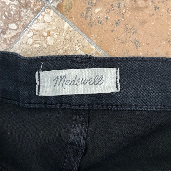 Madewell Classic Black High Rise Skinny black Denim Jeans - Picture 3 of 9